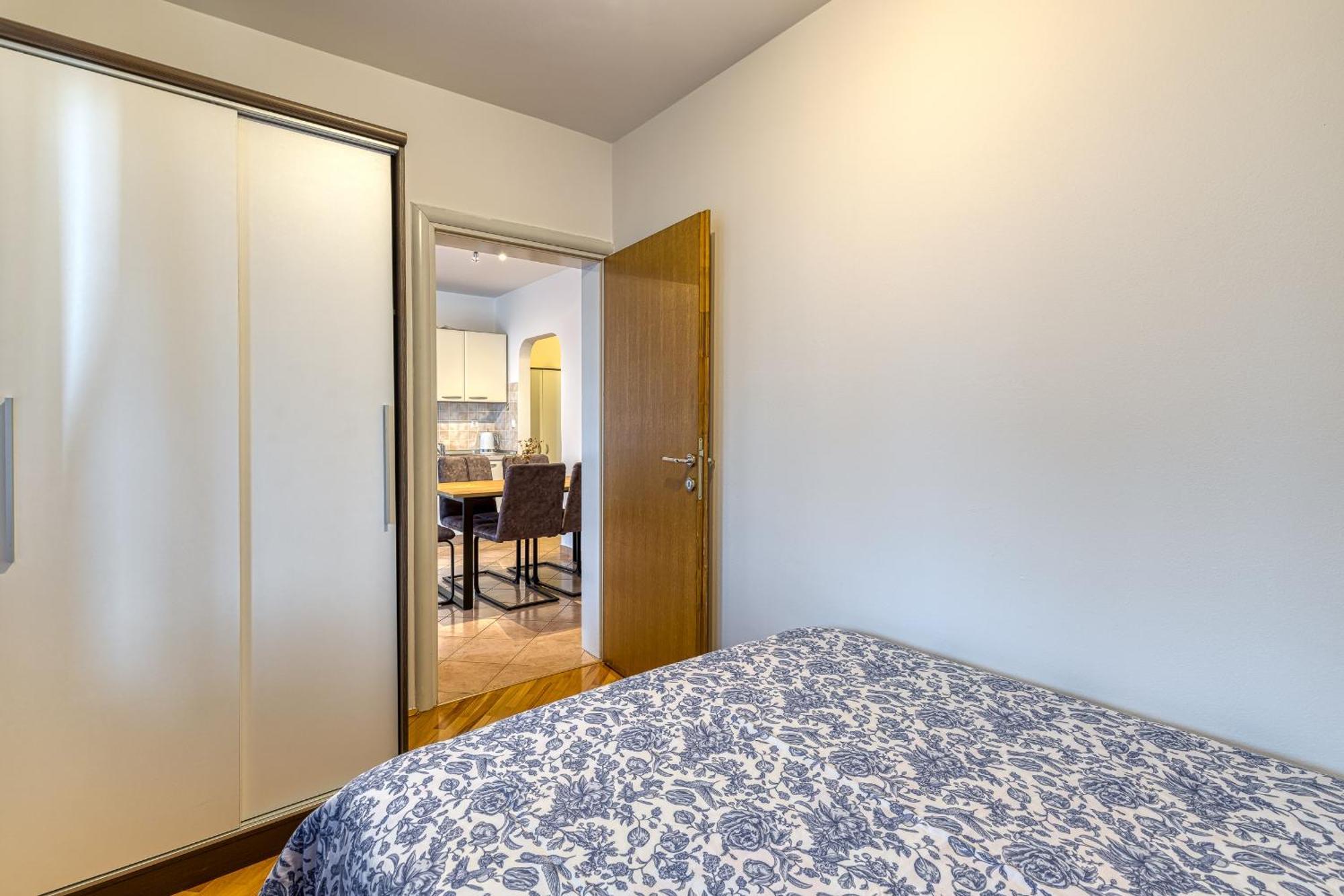 Apartment Mirjana In